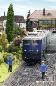 Die ersten Fotos des beschrifteten E10-Modells - Quelle: Gebr. Märklin & Cie GmbH