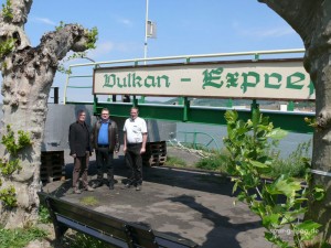 Der Umstieg von der Rheinschifffahrt zum Vulkan-Expreß ist wieder in Brohl möglich - Quelle: IG Brohltalbahn [b]