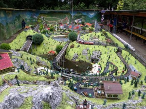 Die nach eigenen Angaben älteste Gartenbahn in den Niederlande muss einen neuen Standort suchen - Quelle: Modelspoor Panorama Aalten [b]