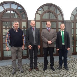 Der neue Vorstand der IBS präsentiert sich vor dem Brohler Rathaus (v. l. n. r.): Paul Mandt, Heinz-Wolfgang Lehner, Stephan Pauly und Tobias Baaden - Quelle: Michael Hergarten