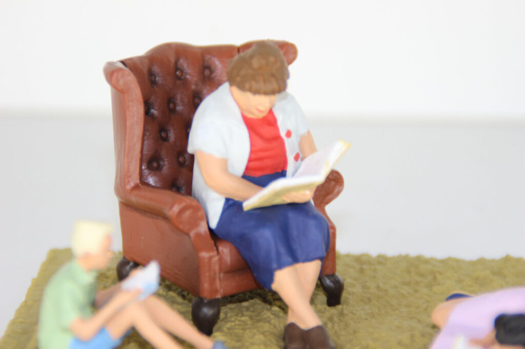 Preiser Figuren "Lesefieber"