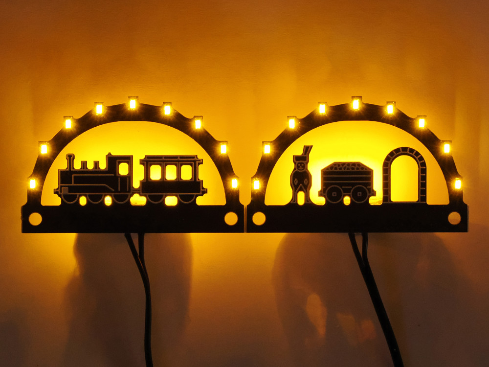 Schwibbögen von Massoth für die Gartenbahn